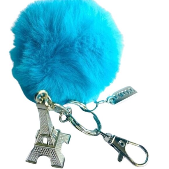 I Love โค๏ธ Paris | Eiffel Tower & Pompom Handmade Craft Keychain ๐ - Picture 9 of 16